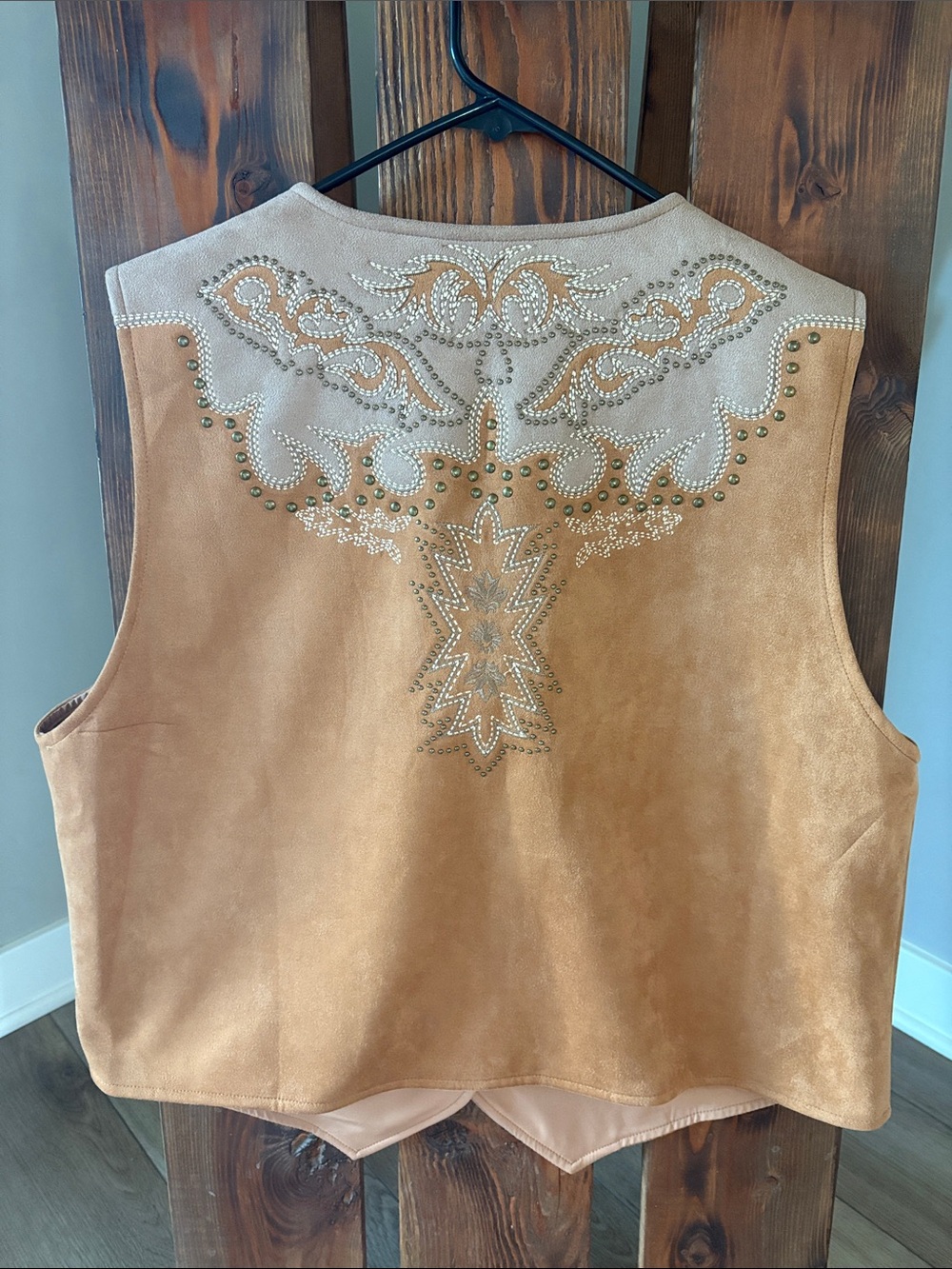 Lucky & Blessed Embellished Boot Stitch Suede Western Vest - Picture 3 of 4